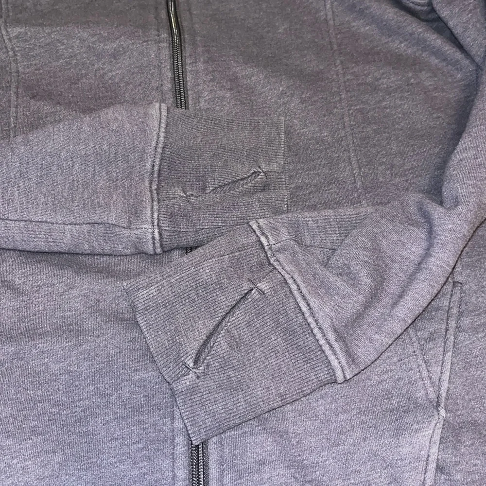 All in Motion Purple Zip Up Jacket with Hood and Pockets Girls XXL 18